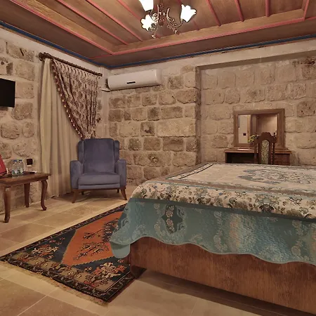 Guzide Cave Γκόρεμε